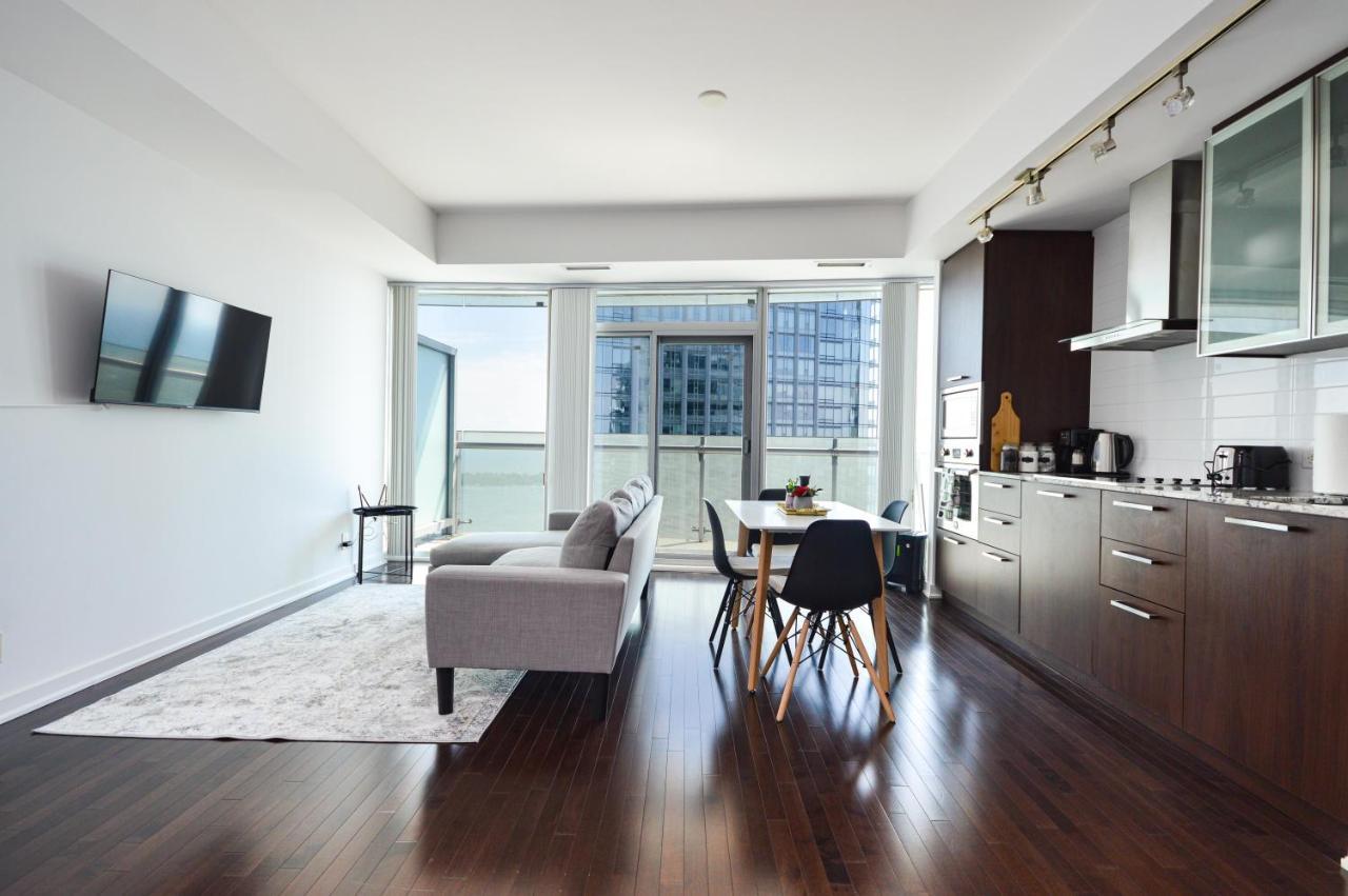 Downtown Toronto Condo Near Cn Tower, Mtcc, Rogers Center , Union Station エクステリア 写真