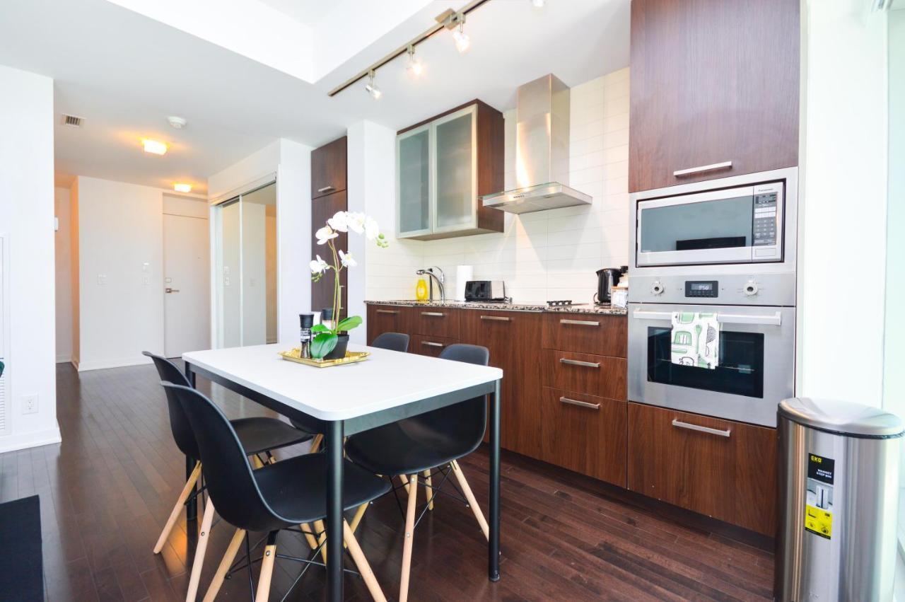 Downtown Toronto Condo Near Cn Tower, Mtcc, Rogers Center , Union Station エクステリア 写真